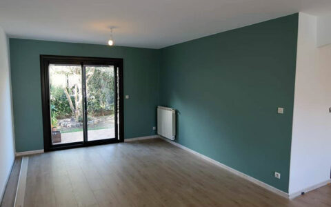 Peinture murale et décoration intérieure à Montpellier : comment harmoniser couleurs et volumes pour sublimer votre logement